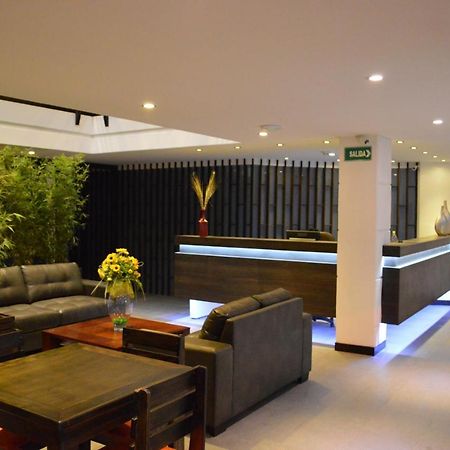 Hostal Delia Victoria Cuenca Exterior foto